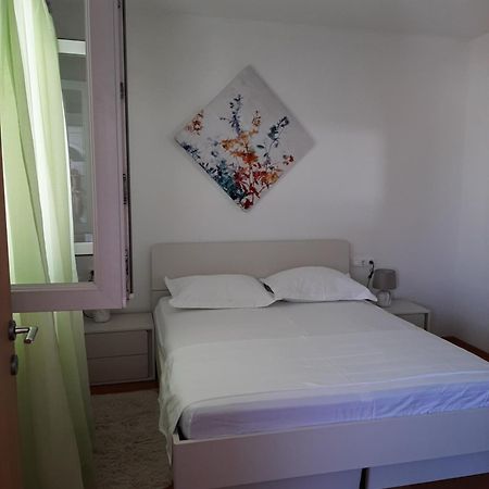 Apartment Ciovo Radic Trogir Exteriör bild