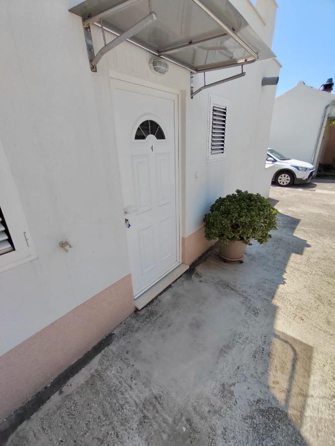 Apartment Ciovo Radic Trogir Exteriör bild